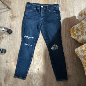 American Eagle skinny jeans
